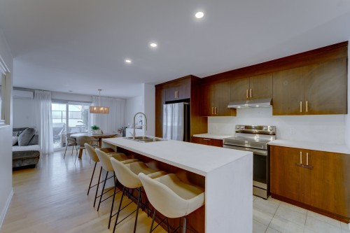 Cuisine - 107 Rue Louise-Bernard, Beloeil, QC - Indoor Photo Showing Kitchen