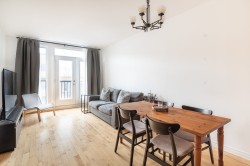 201-7965 Rue St-Hubert  Montréal (Villeray/Saint-Michel/Parc-Extension), QC H2R 2P4