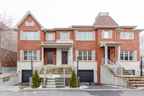 1938 Ch. de St-Jean  La Prairie, QC J5R 0E1