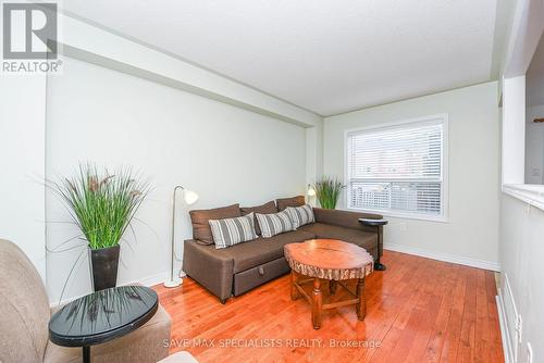 614 Lumberton Crescent, Mississauga, ON - Indoor