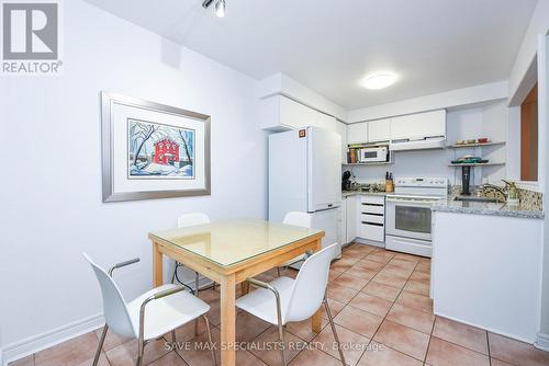 614 Lumberton Crescent, Mississauga, ON - Indoor