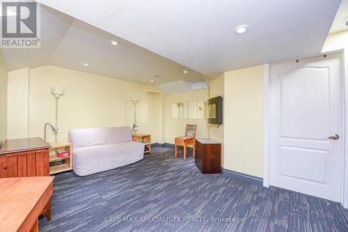 614 Lumberton Crescent, Mississauga, ON - Indoor Photo Showing Other Room