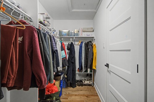 Closet - 52 Boul. St-Luc, Saint-Jean-Sur-Richelieu, QC - Indoor With Storage