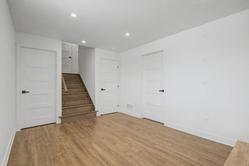 Family Room - 52 Boul. St-Luc, Saint-Jean-Sur-Richelieu, QC - Indoor Photo Showing Other Room