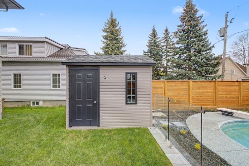 Shed - 52 Boul. St-Luc, Saint-Jean-Sur-Richelieu, QC - Outdoor