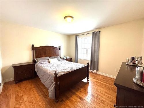 30 Burns St, Fredericton, NB 