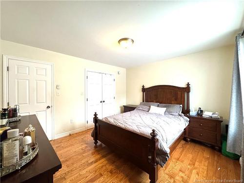 30 Burns St, Fredericton, NB 