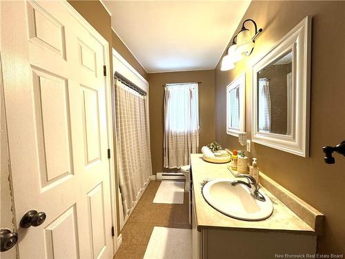 30 Burns St, Fredericton, NB 