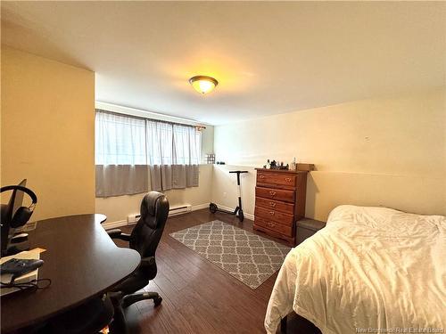 30 Burns St, Fredericton, NB 