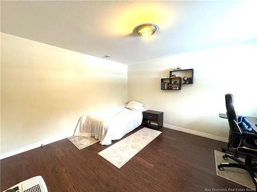 30 Burns St, Fredericton, NB 