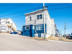 382-384 Watson ST  Saint John, NB E2M 1H4