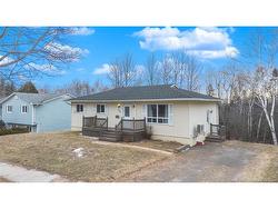 178 Wetmore RD  Fredericton, NB E3B 6K3