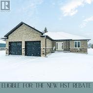 6 PATRICK STREET Kawartha Lakes (Carden), ON K0M 2B0