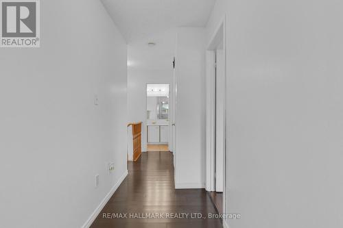 3310 Greenbelt Crescent, Mississauga, ON - Indoor Photo Showing Other Room