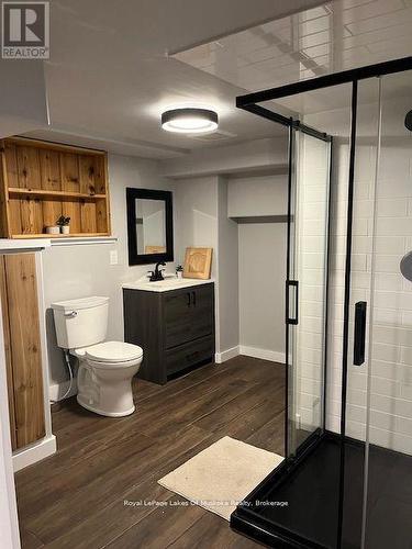 36 Ottawa Avenue, South River, ON - Indoor Photo Showing Bathroom