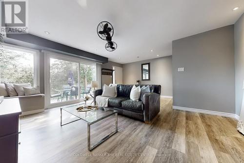 195 - 195 MILESTONE CRESCENT  Aurora, ON L4G 3M2