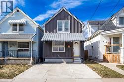 109 GROSVENOR Avenue N  Hamilton, ON L8L 7S5