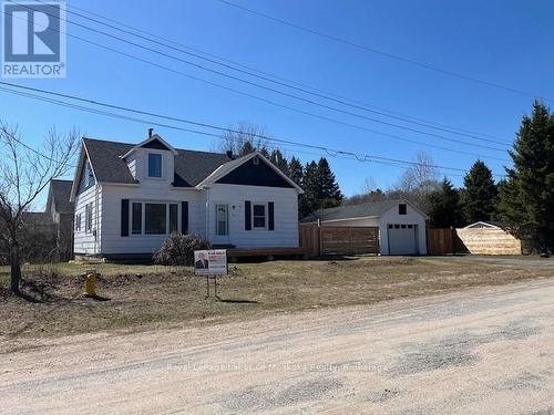27 Lincoln Avenue, South River, ON - Outdoor