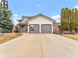 40 Prairie Drive NE  Medicine Hat, AB T1C 1R2