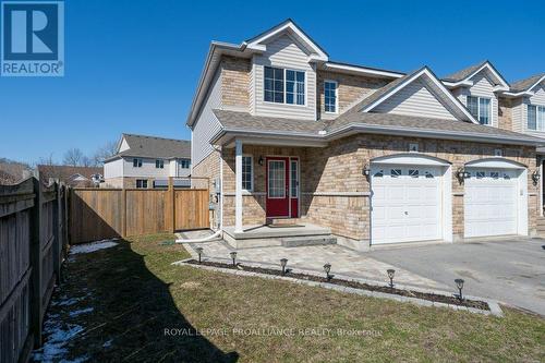 4 AVA COURT  Belleville (Belleville Ward), ON K8P 0B2