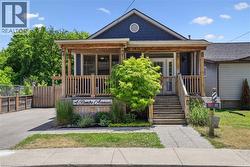 4 REMBE Avenue  Hamilton, ON L8H 7G6