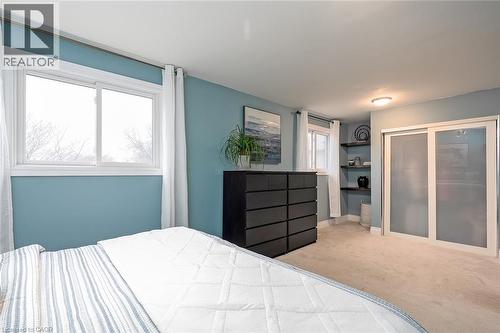 Bedroom featuring carpet flooring and a closet - 1278 Consort Crescent, Burlington, ON - Indoor Photo Showing Bedroom