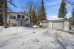 29091 Zora Road  Cooks Creek, MB R5M 0G8