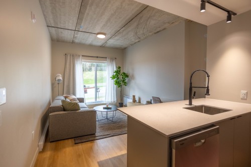 Overall view - 101-1140 Boul. Des Récollets, Trois-Rivières, QC - Indoor Photo Showing Kitchen