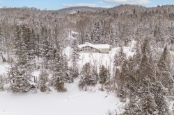 1 Av. de Champfleury  Estérel, QC J0T 1E0