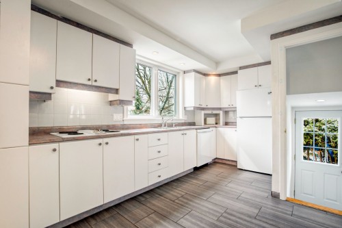 Cuisine - 1191 Rue Dulude, Saint-Bruno-De-Montarville, QC - Indoor Photo Showing Kitchen With Double Sink