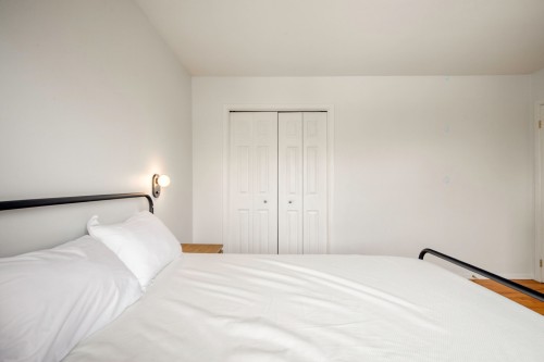 Chambre à coucher principale - 1191 Rue Dulude, Saint-Bruno-De-Montarville, QC - Indoor Photo Showing Bedroom