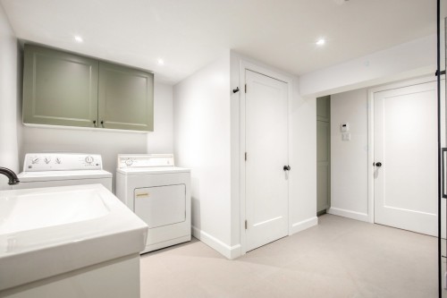 Salle de bains - 1191 Rue Dulude, Saint-Bruno-De-Montarville, QC - Indoor Photo Showing Laundry Room