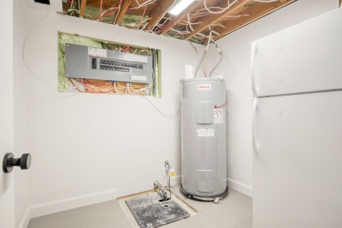 Rangement - 1191 Rue Dulude, Saint-Bruno-De-Montarville, QC - Indoor Photo Showing Basement