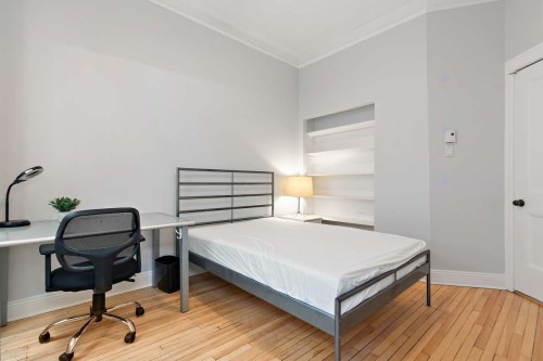 Chambre à coucher - 52-900 Rue Sherbrooke O., Montréal (Ville-Marie), QC - Indoor Photo Showing Bedroom