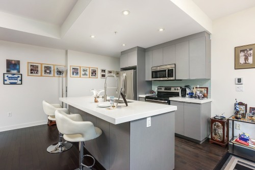 Kitchen - 605-7501 Av. Mountain Sights, Montréal (Côte-Des-Neiges/Notre-Dame-De-Grâce), QC - Indoor Photo Showing Kitchen