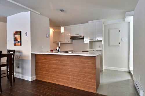 Cuisine - 562 Rue Le Royer, Saint-Lambert, QC - Indoor Photo Showing Kitchen