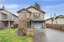 1076 Jenkins Ave  Langford, BC V9B 2N7