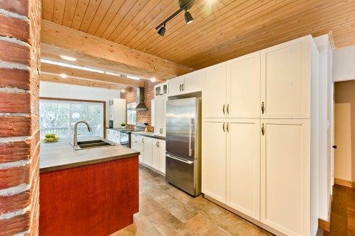 Cuisine - 31 Rue Thornton N., Coaticook, QC 