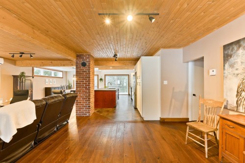 Hall d'entrée/Vestibule - 31 Rue Thornton N., Coaticook, QC 