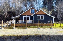 683 Green Rd Quadra Island, BC V0P 1N0