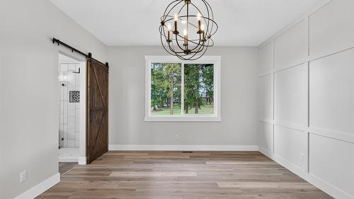 2520 Golf View Crescent, Blind Bay, BC - Indoor Photo Showing Other Room
