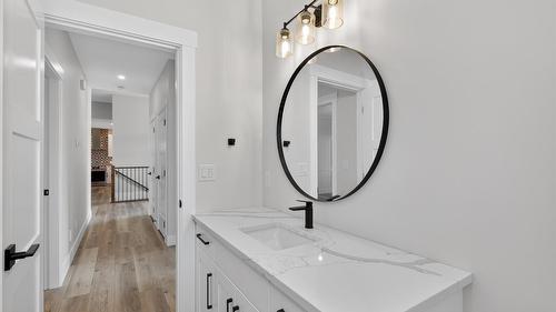 2520 Golf View Crescent, Blind Bay, BC - Indoor Photo Showing Bathroom
