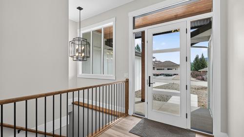 2520 Golf View Crescent, Blind Bay, BC - Indoor Photo Showing Other Room