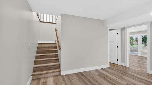 2520 Golf View Crescent, Blind Bay, BC - Indoor Photo Showing Other Room