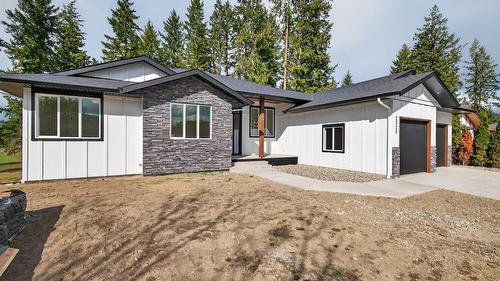 2520 Golf View Crescent, Blind Bay, BC - Outdoor