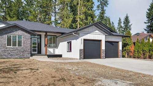 2520 Golf View Crescent, Blind Bay, BC - Outdoor