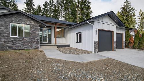 2520 Golf View Crescent, Blind Bay, BC - Outdoor