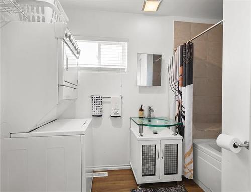 466 Garlies St, Winnipeg, MB 