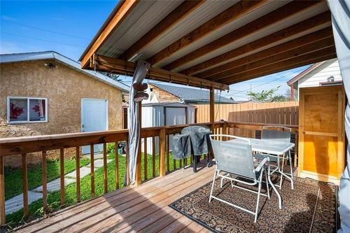 466 Garlies St, Winnipeg, MB 