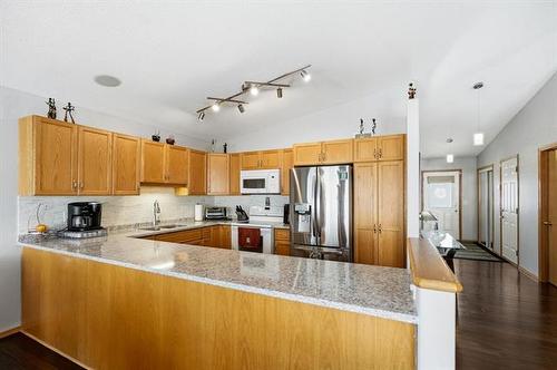 101-1000 Wilkes Ave, Winnipeg, MB 